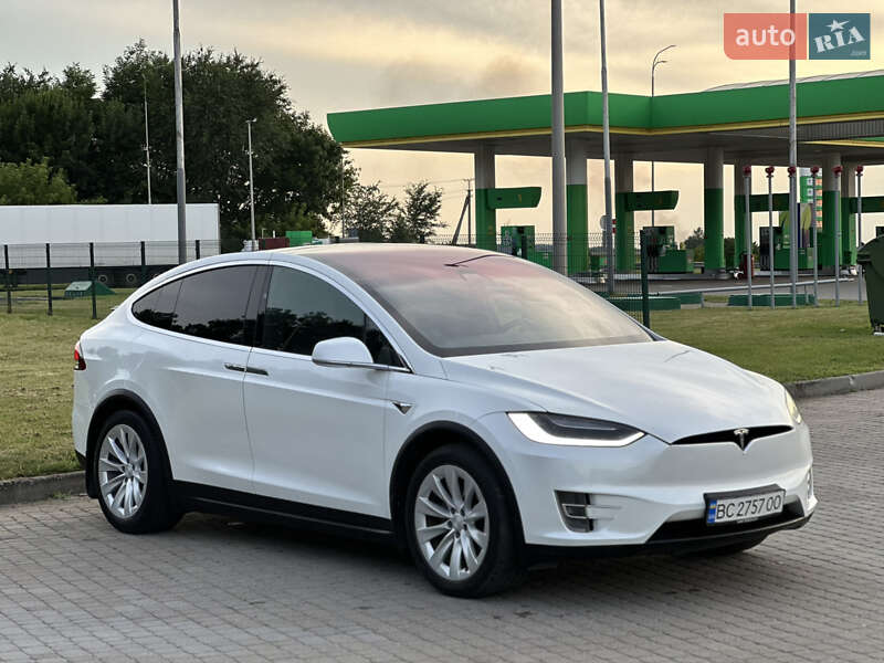 Внедорожник / Кроссовер Tesla Model X 2018 в Радивилове