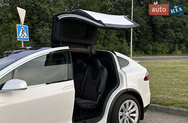 Внедорожник / Кроссовер Tesla Model X 2018 в 