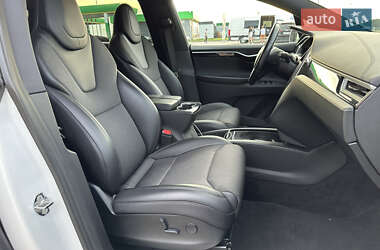 Внедорожник / Кроссовер Tesla Model X 2018 в 