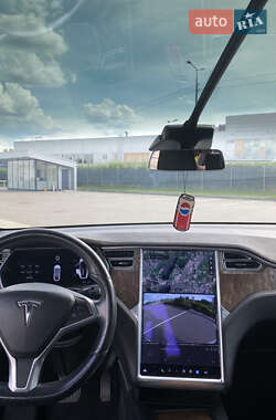 Позашляховик / Кросовер Tesla Model X 2017 в 