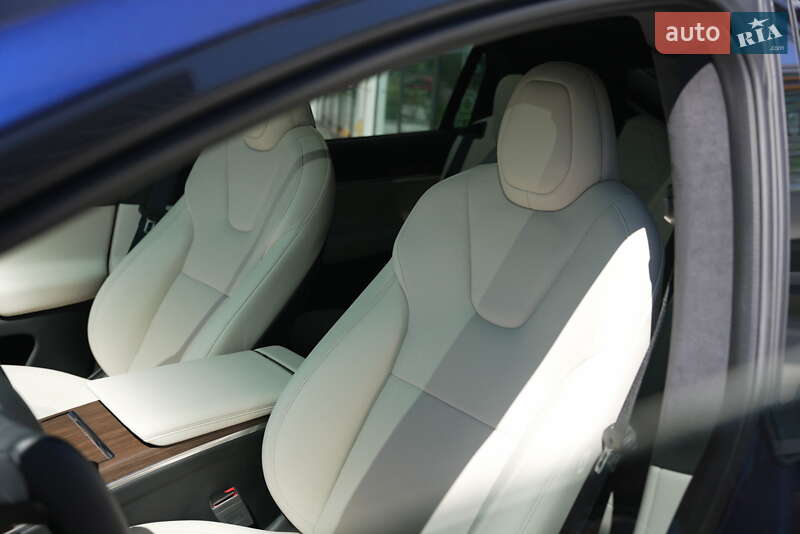 Позашляховик / Кросовер Tesla Model X 2023 в Києві фото 46 Позашляховик / Кросовер Tesla Model X 2023 в Києві