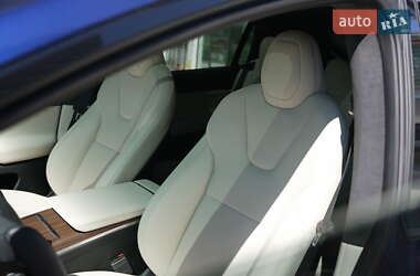 Внедорожник / Кроссовер Tesla Model X 2023 в 