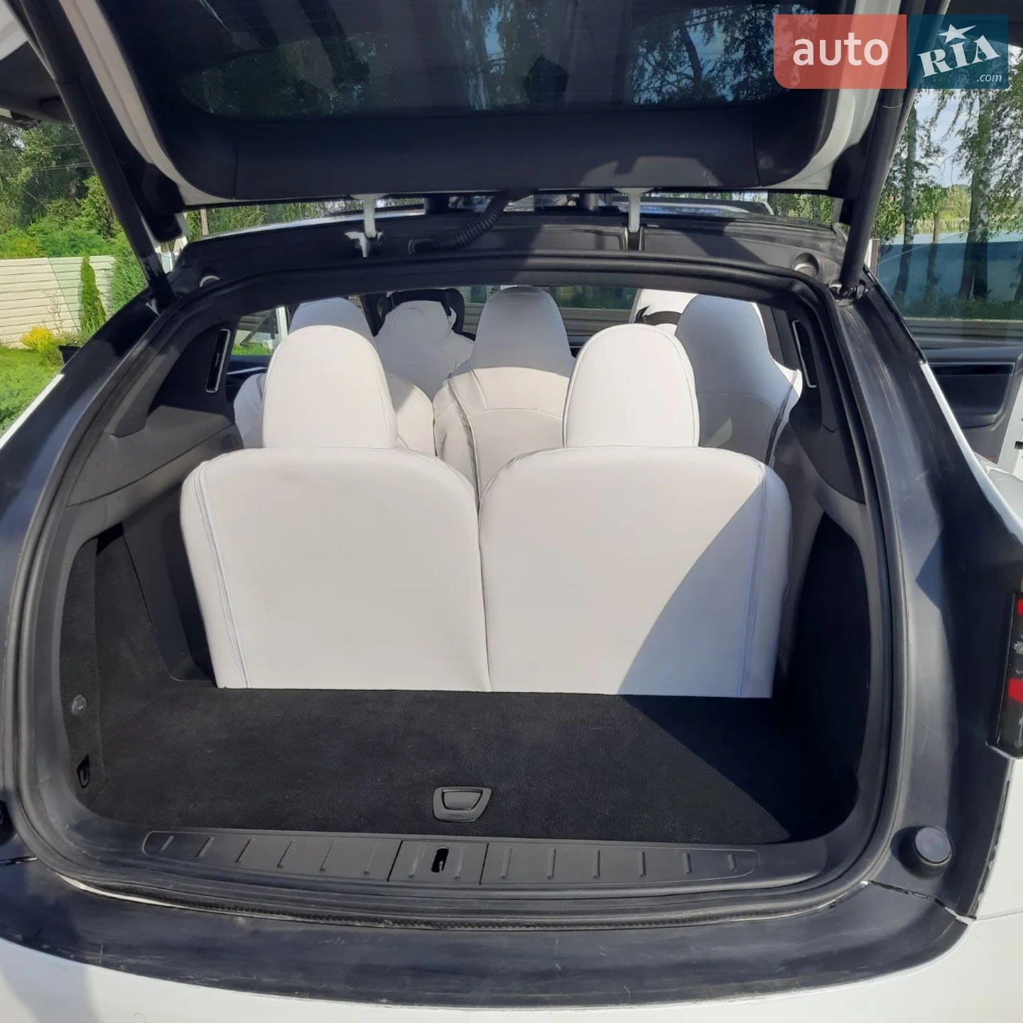 2017 Tesla Model X - мініатюра 13