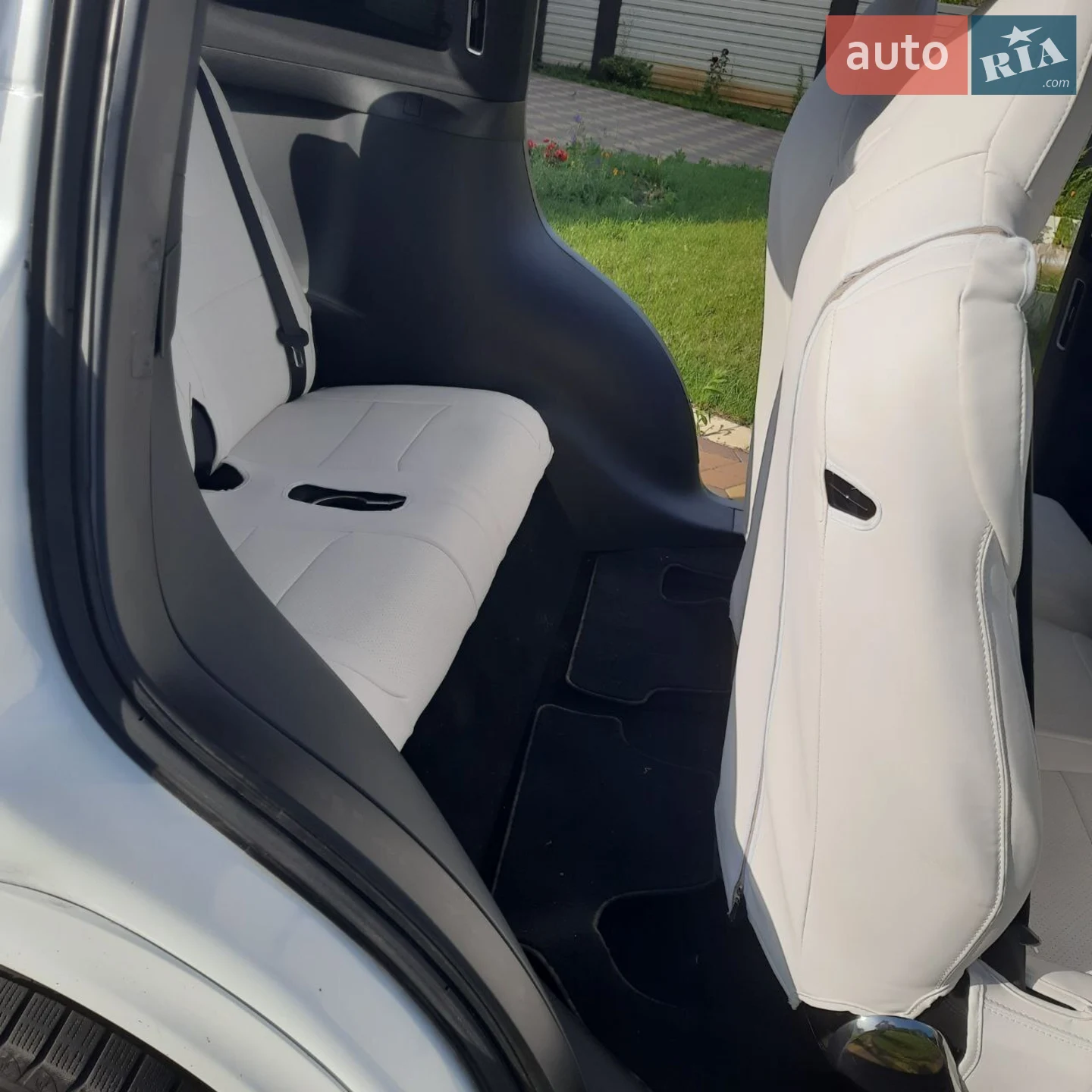 2017 Tesla Model X - мініатюра 19