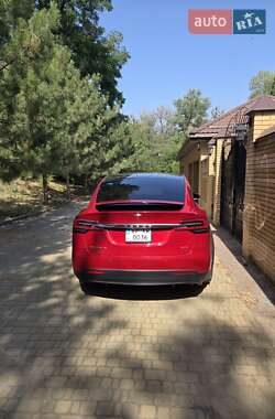 Внедорожник / Кроссовер Tesla Model X 2018 в 