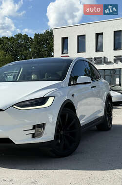 Внедорожник / Кроссовер Tesla Model X 2018 в 