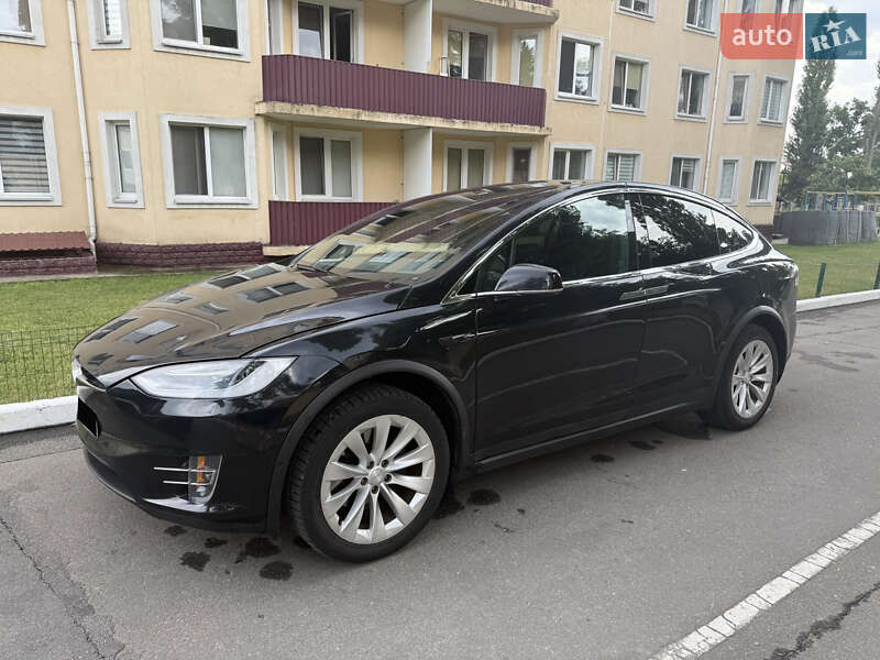 Tesla Model X 2017
