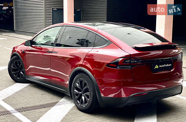 Позашляховик / Кросовер Tesla Model X 2024 в 