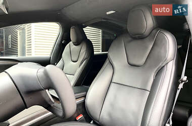 Позашляховик / Кросовер Tesla Model X 2024 в 