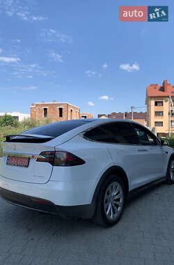 Внедорожник / Кроссовер Tesla Model X 2020 в 