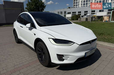 Позашляховик / Кросовер Tesla Model X 2016 в 