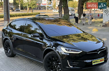 Внедорожник / Кроссовер Tesla Model X 2016 в 