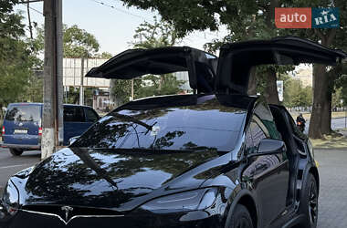 Внедорожник / Кроссовер Tesla Model X 2016 в 