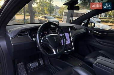 Внедорожник / Кроссовер Tesla Model X 2016 в 