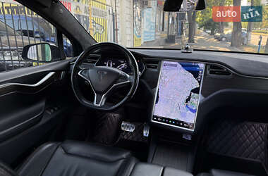 Внедорожник / Кроссовер Tesla Model X 2016 в 