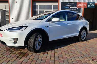 Внедорожник / Кроссовер Tesla Model X 2018 в 