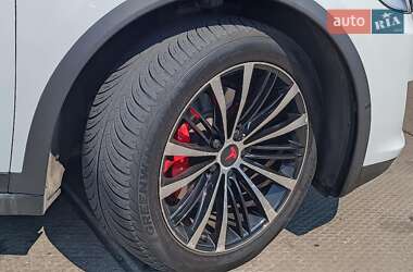 Внедорожник / Кроссовер Tesla Model X 2018 в 