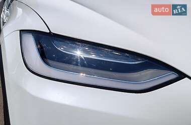 Внедорожник / Кроссовер Tesla Model X 2018 в 