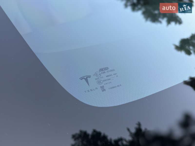 Позашляховик / Кросовер Tesla Model X 2018 в Києві