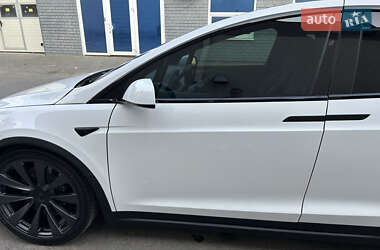 Позашляховик / Кросовер Tesla Model X 2021 в 