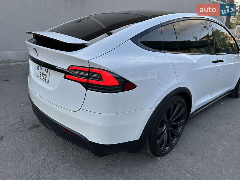 Позашляховик / Кросовер Tesla Model X 2021 в Дніпрі