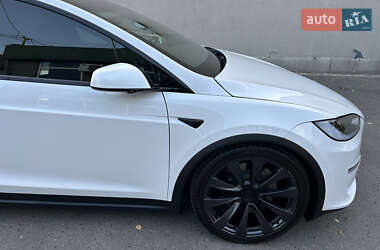 Позашляховик / Кросовер Tesla Model X 2021 в 