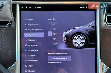 Позашляховик / Кросовер Tesla Model X 2016 в 