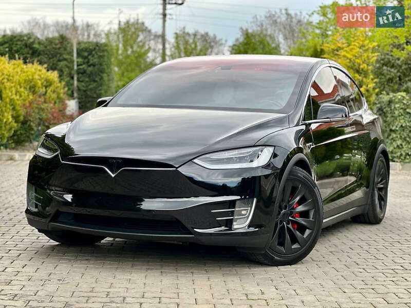Tesla Model X 2016