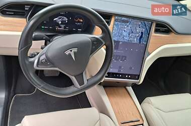 Внедорожник / Кроссовер Tesla Model X 2018 в 