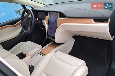 Внедорожник / Кроссовер Tesla Model X 2018 в 