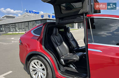 Внедорожник / Кроссовер Tesla Model X 2016 в 