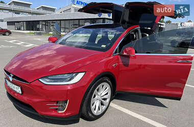 Внедорожник / Кроссовер Tesla Model X 2016 в 
