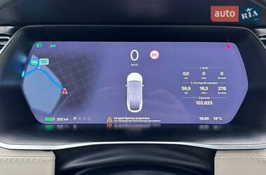 Внедорожник / Кроссовер Tesla Model X 2018 в 
