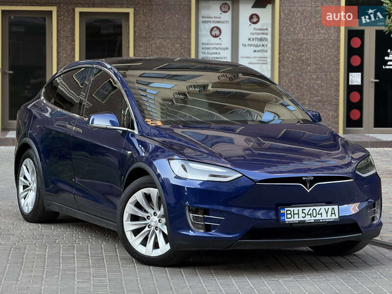 Внедорожник / Кроссовер Tesla Model X 2016 в Одессе