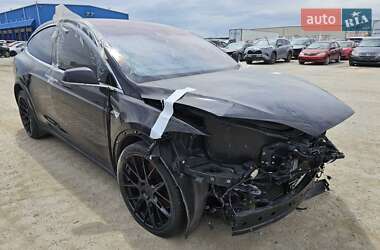 Позашляховик / Кросовер Tesla Model X 2019 в Львові