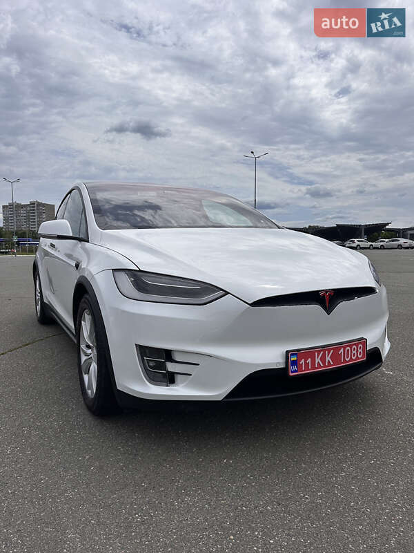 Tesla Model X 2017