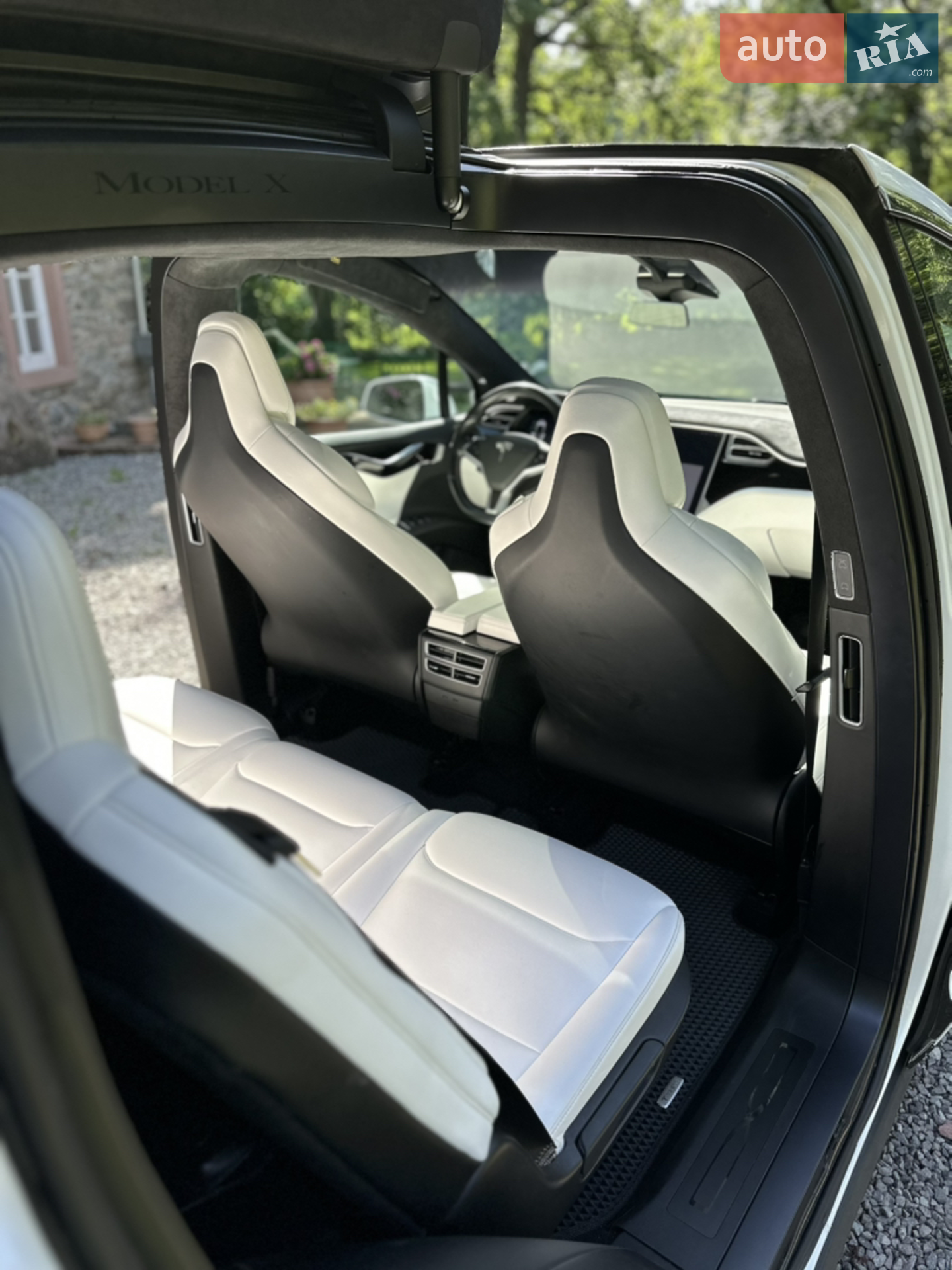 2017 Tesla Model X - мініатюра 19