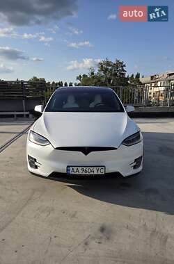 Внедорожник / Кроссовер Tesla Model X 2017 в Киеве