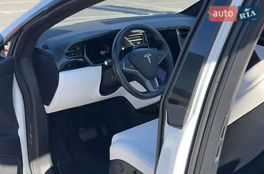 Позашляховик / Кросовер Tesla Model X 2019 в 