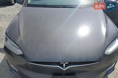 Внедорожник / Кроссовер Tesla Model X 2017 в 