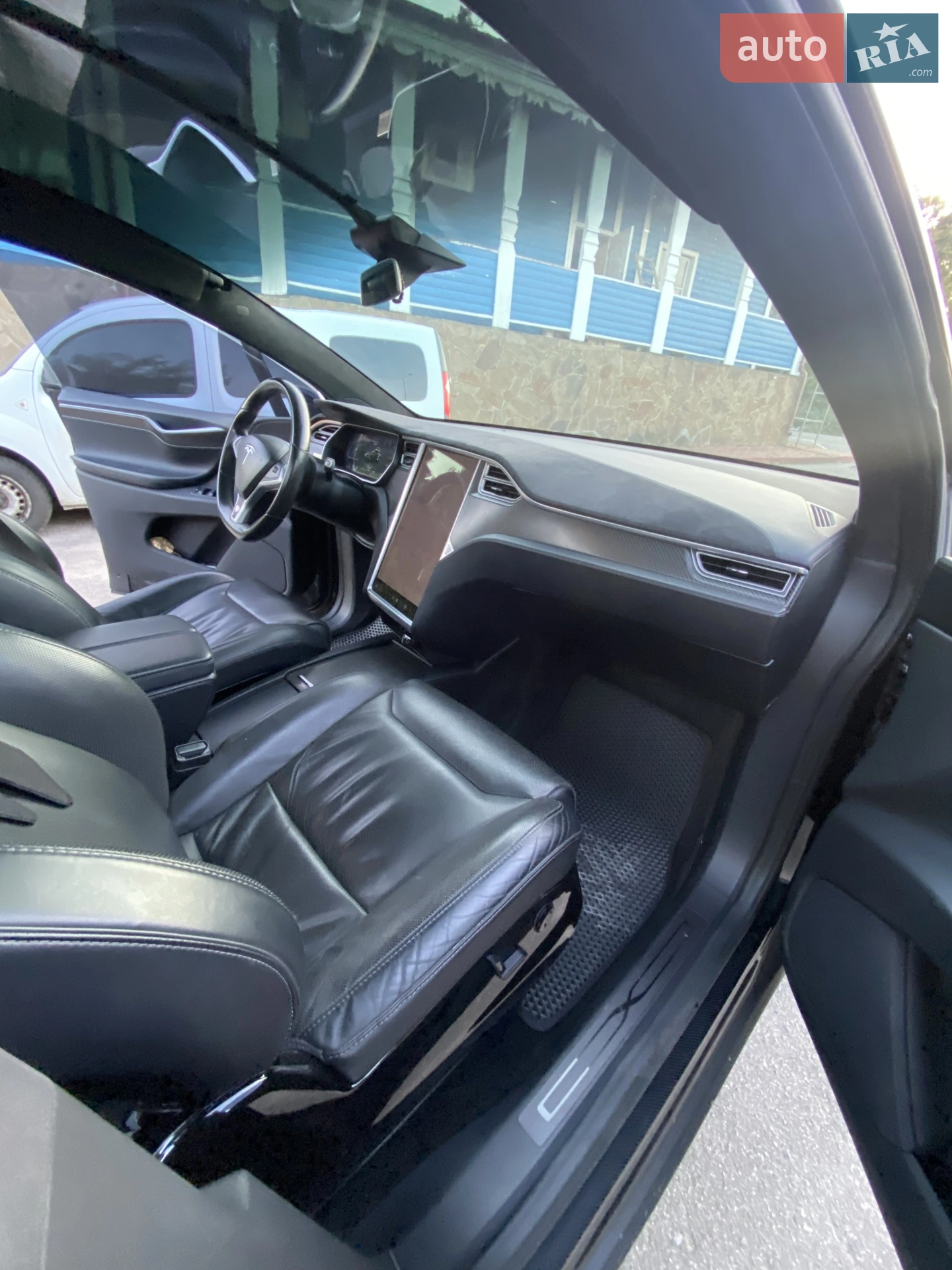 2016 Tesla Model X - мініатюра 12