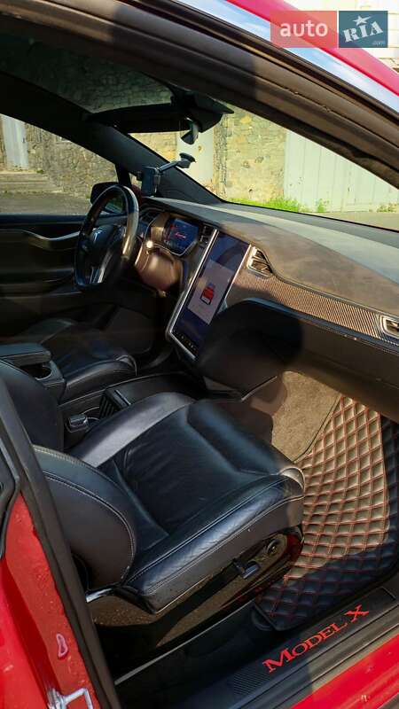 Позашляховик / Кросовер Tesla Model X 2016 в Білій Церкві