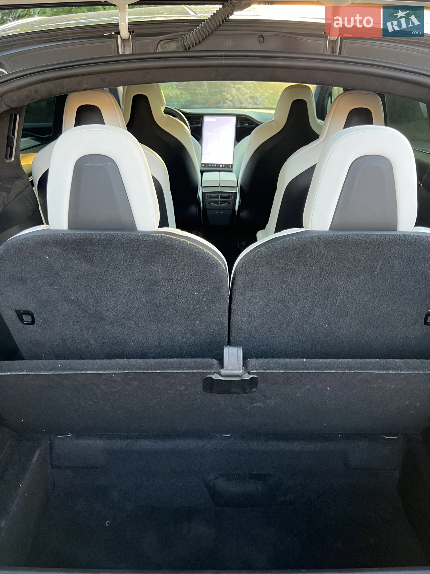 2019 Tesla Model X - мініатюра 11