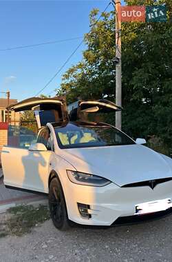 Внедорожник / Кроссовер Tesla Model X 2019 в 