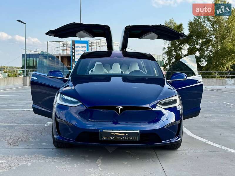 Позашляховик / Кросовер Tesla Model X 2016 в Києві фото 14 Позашляховик / Кросовер Tesla Model X 2016 в Києві