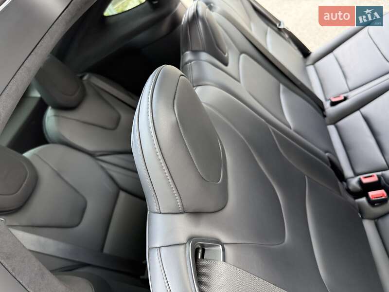 Позашляховик / Кросовер Tesla Model X 2019 в Києві