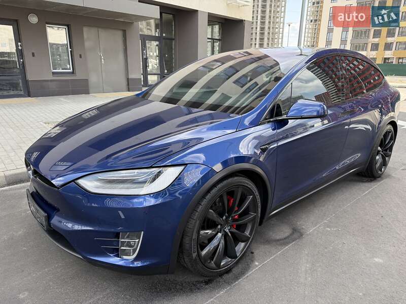 Позашляховик / Кросовер Tesla Model X 2019 в Києві