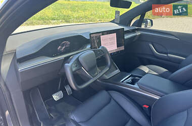 Позашляховик / Кросовер Tesla Model X 2023 в 