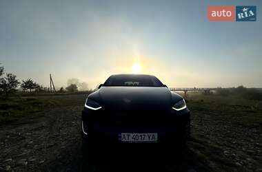 Позашляховик / Кросовер Tesla Model X 2018 в 