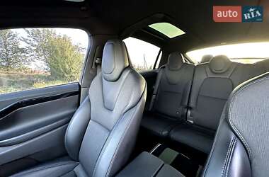 Позашляховик / Кросовер Tesla Model X 2018 в 